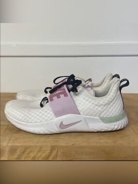 Nike Women’s In Season TR9 AR4543-101 White/Pink Shoes Running Sneakers Size 10